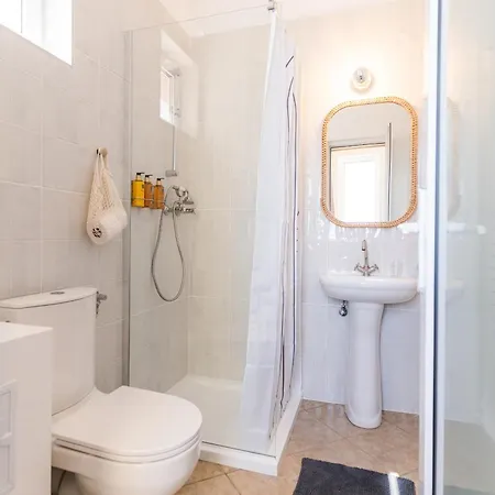 Rezident Casa de hóspedes Eforie Nord