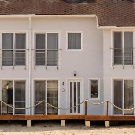 Rezident Casa de hóspedes